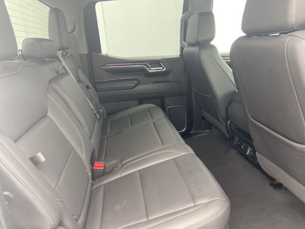 Certified 2024 GMC Sierra 1500 SLT AWD/4WD image 7