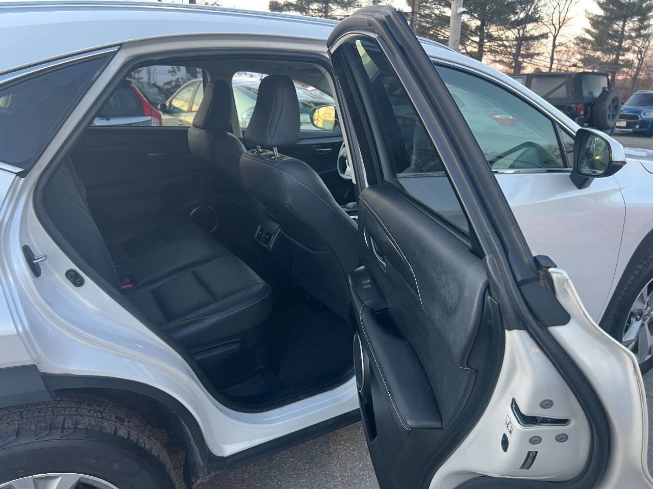 Used 2017 Lexus NX 300h AWD w/ Premium Package image 12