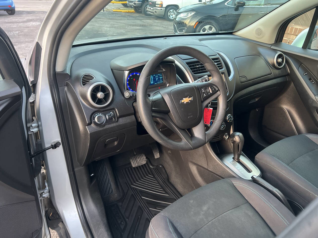 Used 2016 Chevrolet Trax LS image 10