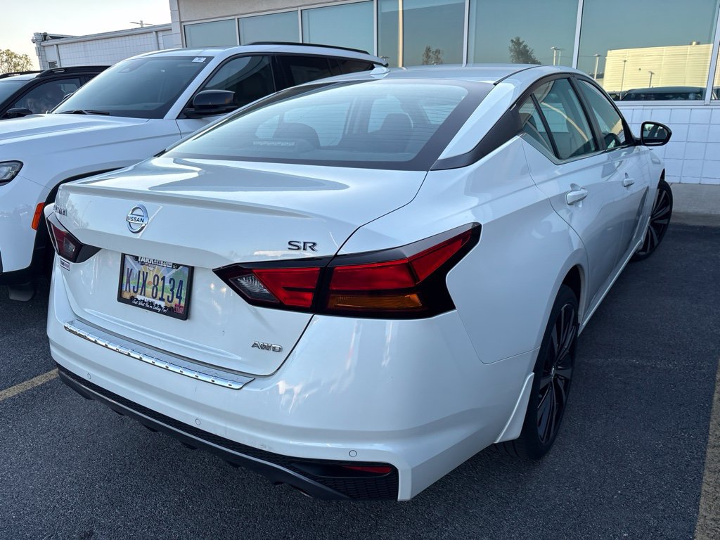 Used 2021 Nissan Altima 2.5 SR AWD/4WD image 6