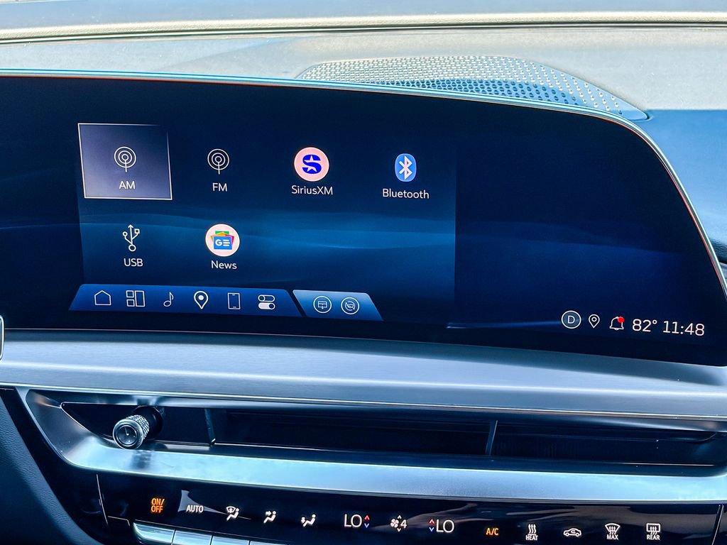 Certified 2025 Cadillac Lyriq Luxury image 18