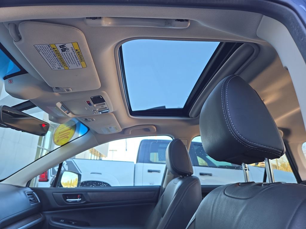 Used 2017 Subaru Outback 2.5i Limited AWD/4WD image 28