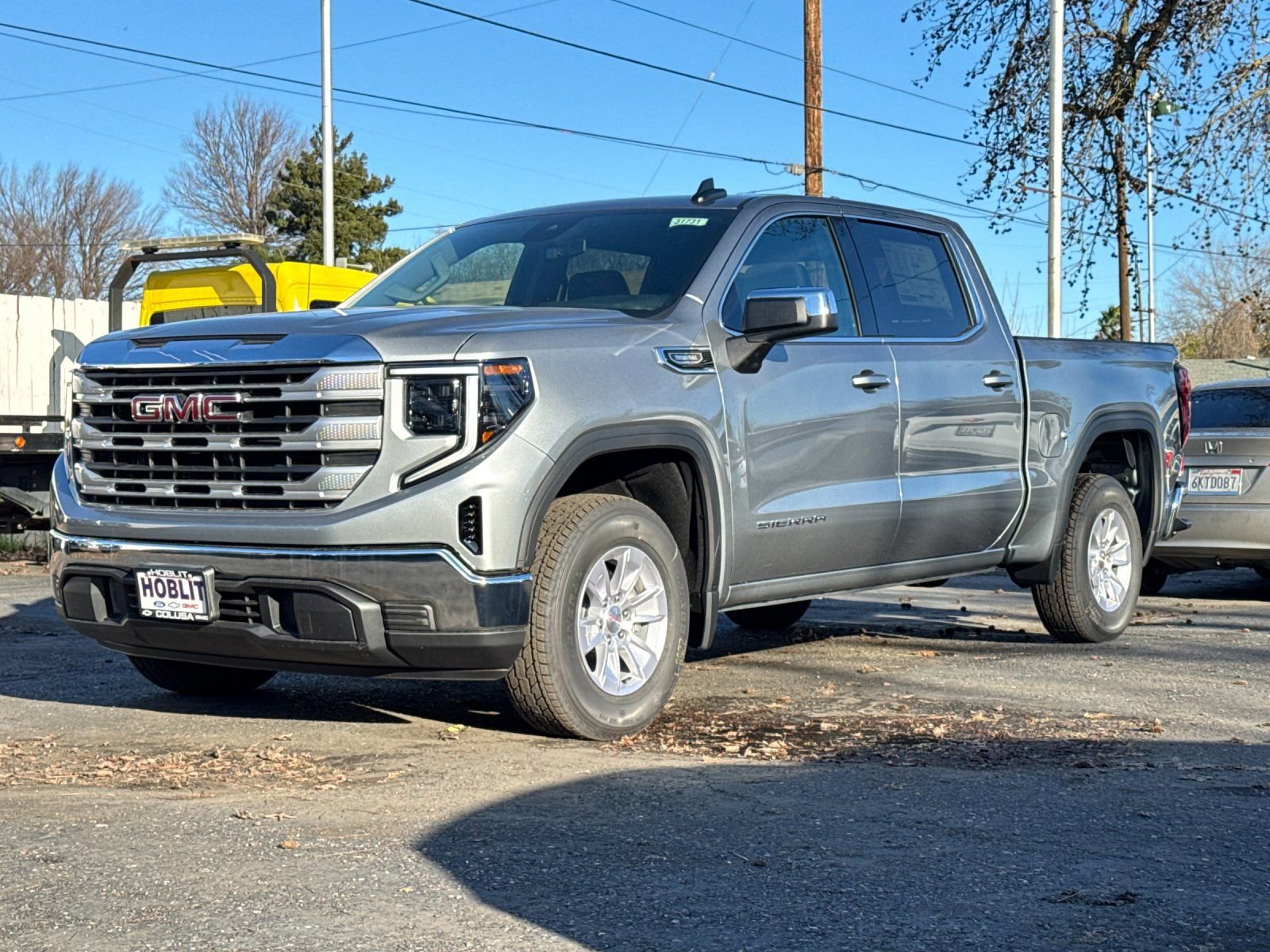 New 2026 GMC Sierra 1500 SLE RWD image 7