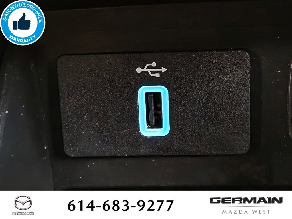 Used 2018 Ford Explorer XLT w/ Equipment Group 202A image 32