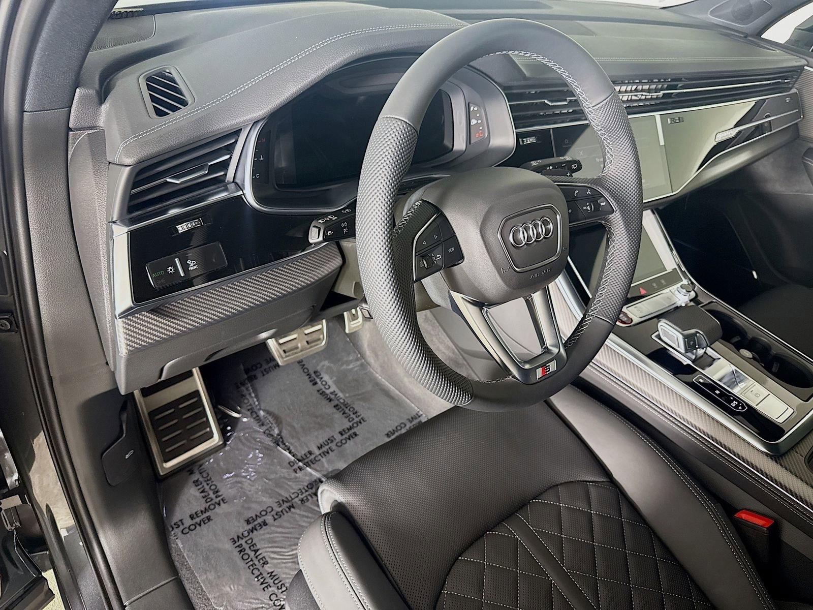 New 2026 Audi SQ7 Premium Plus AWD/4WD image 9