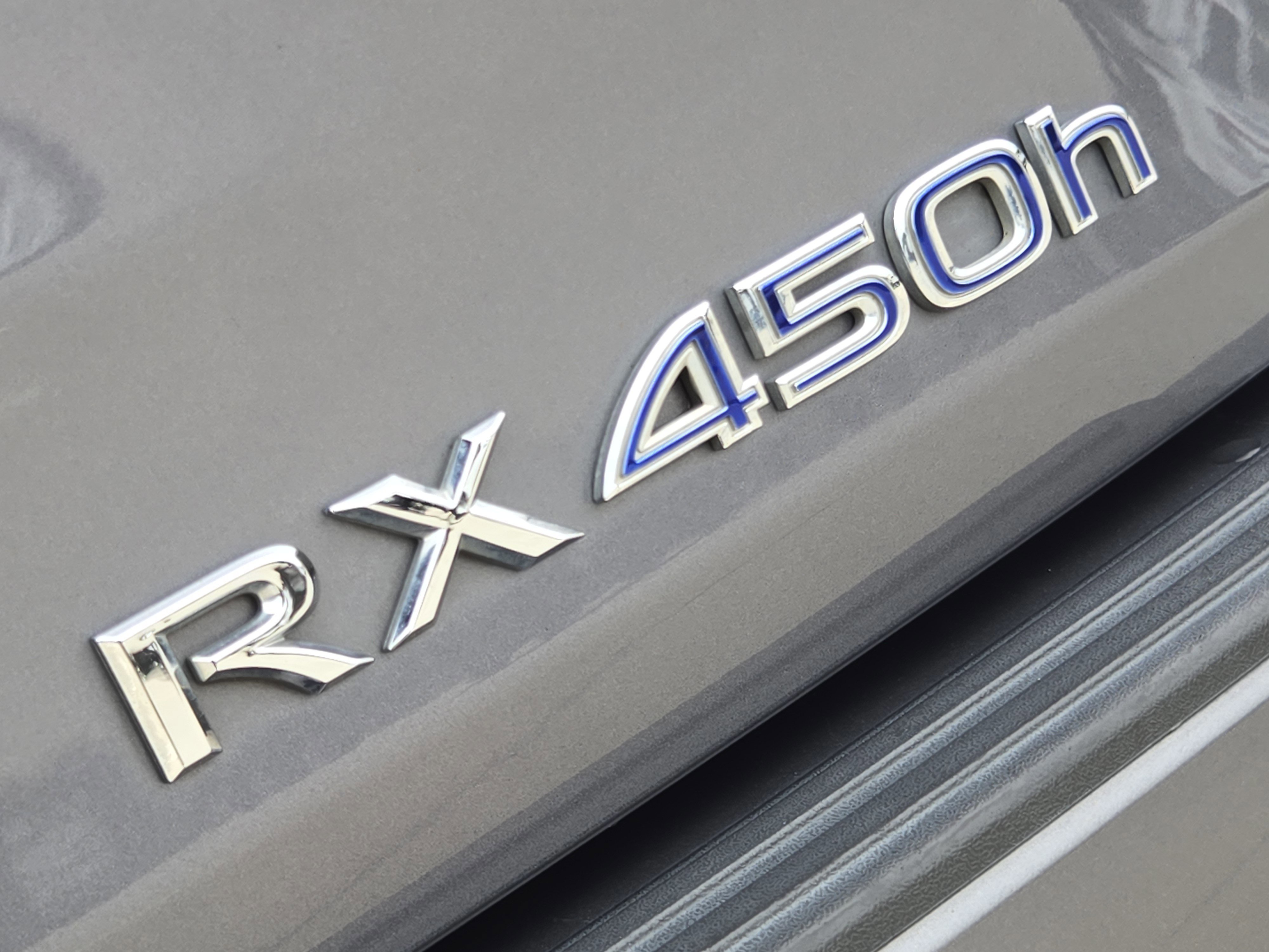 Used 2019 Lexus RX 450h AWD w/ Navigation Package image 30