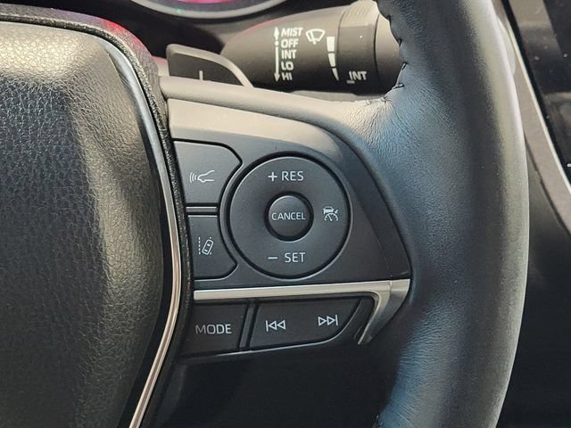 Used 2018 Toyota Camry XSE FWD image 28