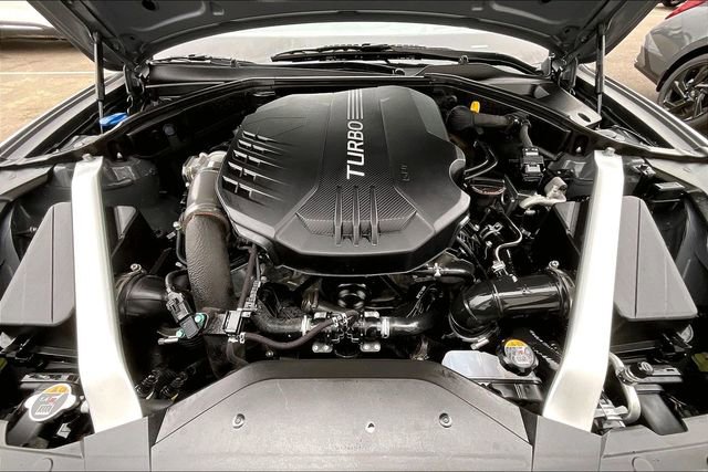 Certified 2021 Genesis G70 3.3T image 9