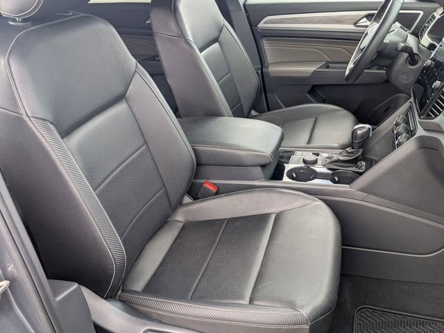 Certified 2023 Volkswagen Atlas Cross Sport SE w/ Panoramic Sunroof Package image 35