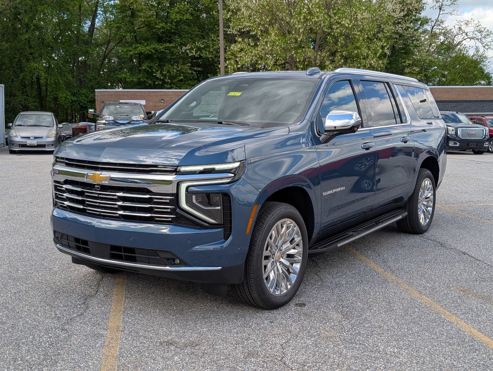 New 2026 Chevrolet Suburban Premier w/ Sun And Tow Package AWD/4WD image 4
