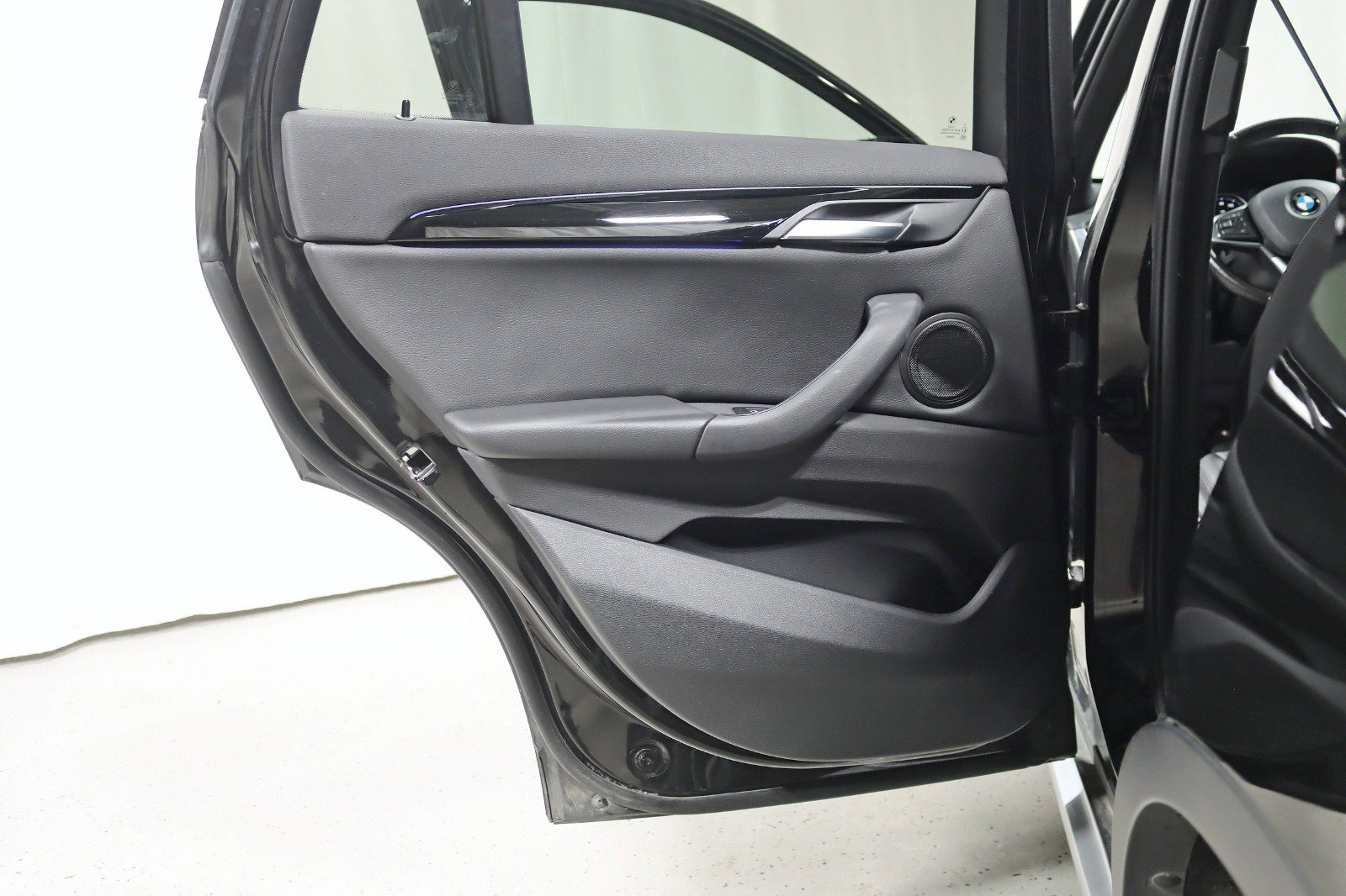 Used 2020 BMW X1 xDrive28i w/ Convenience Package image 34