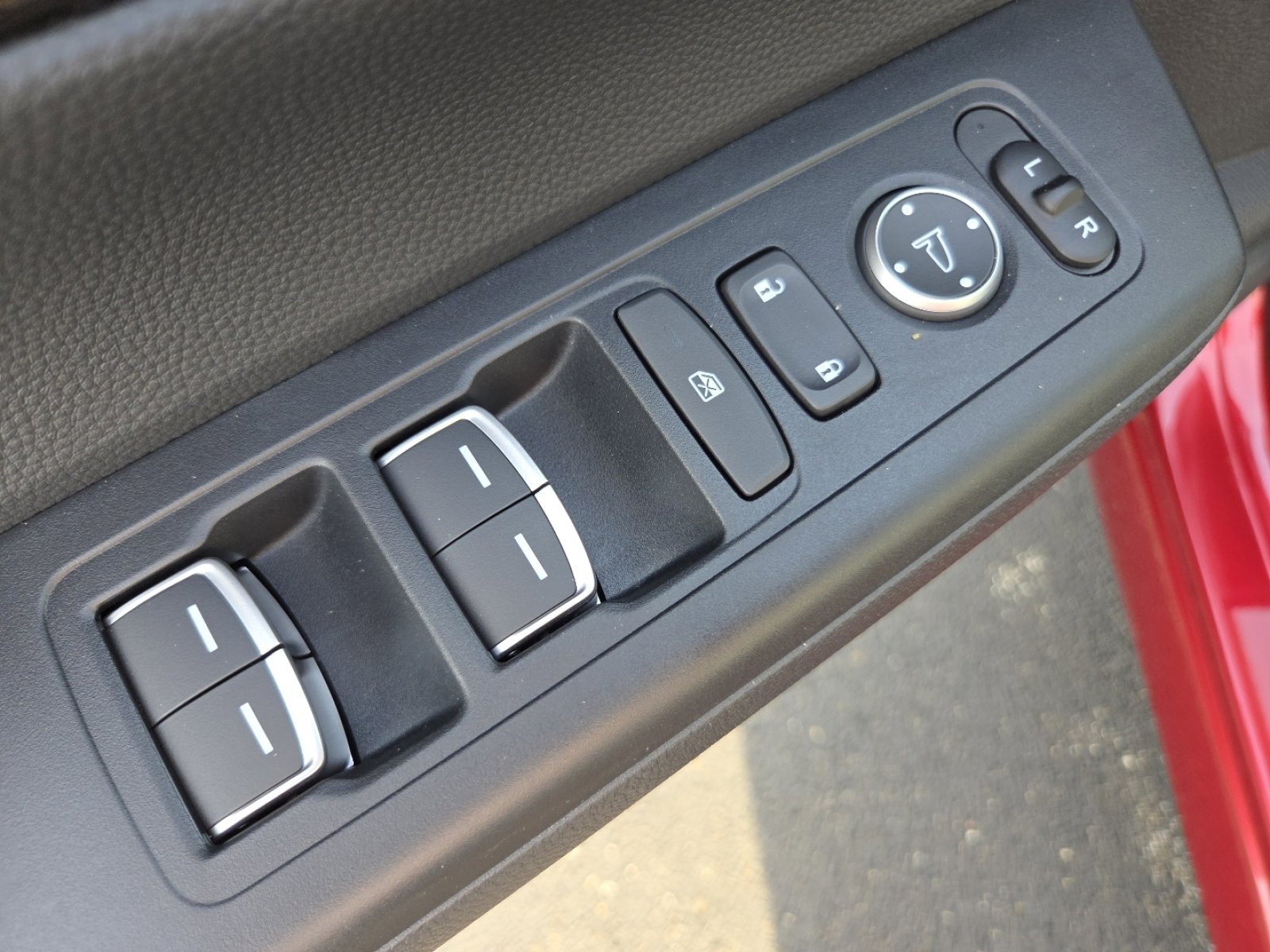 Certified 2025 Honda CR-V EX-L image 28