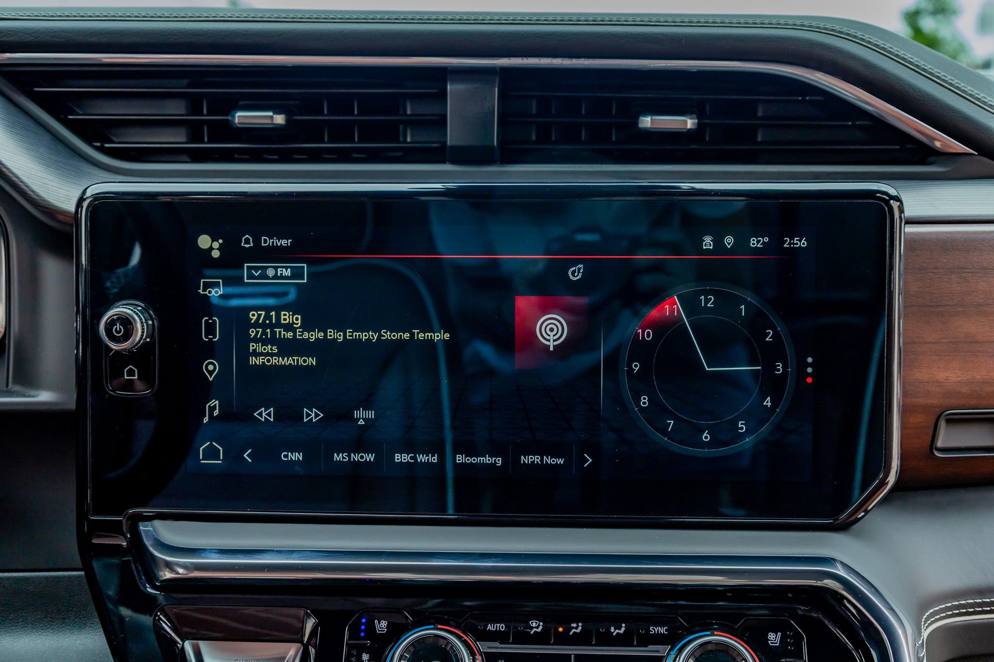 Used 2025 GMC Sierra 1500 Denali Ultimate image 25