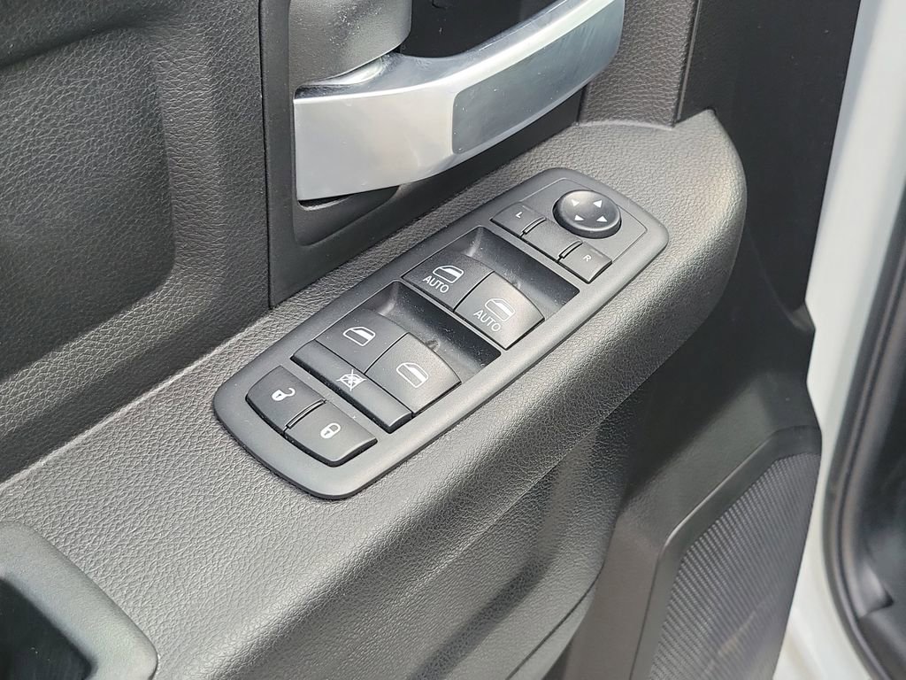 Used 2019 RAM 3500 Tradesman image 21