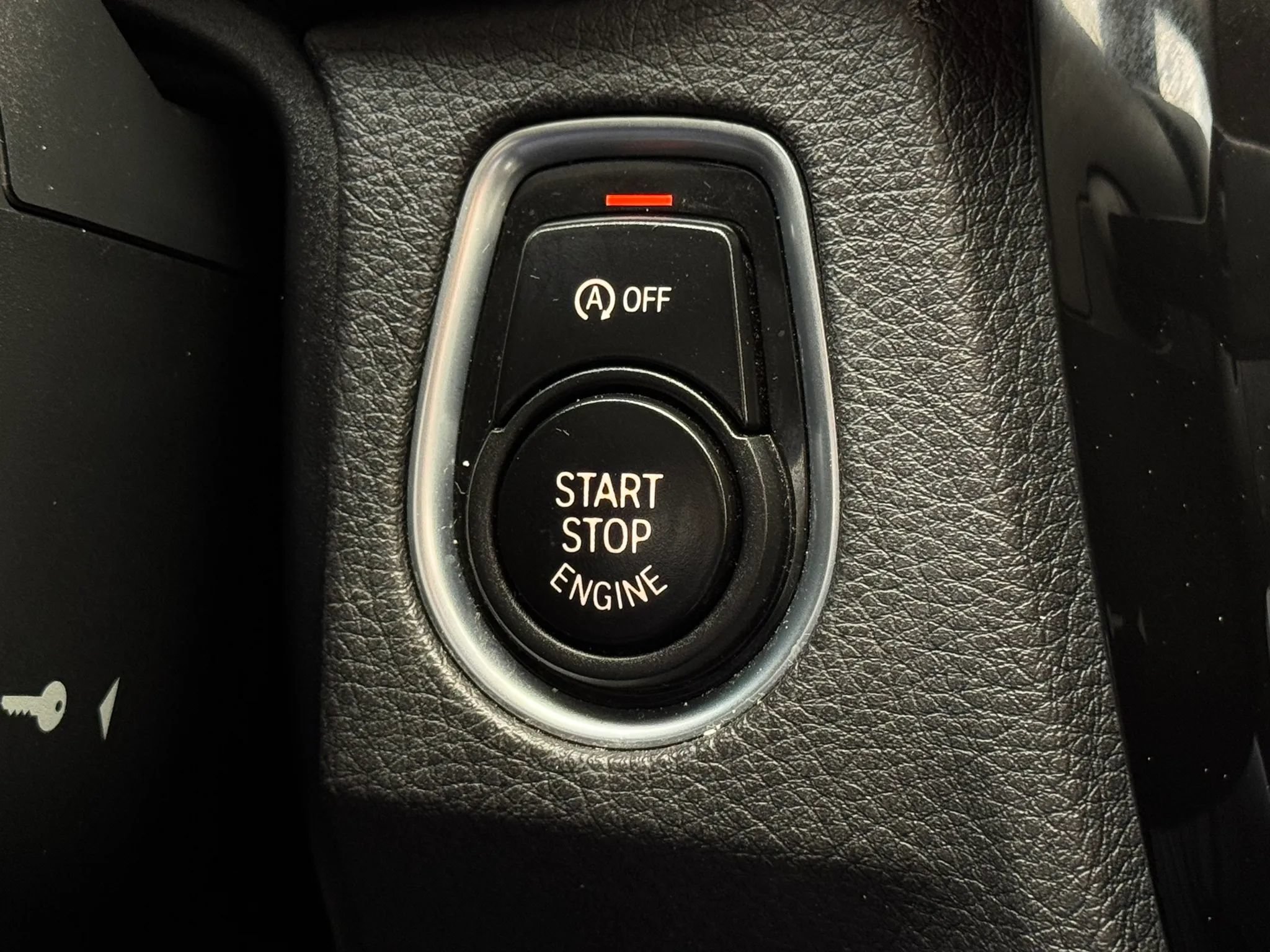Used 2016 BMW 320i Sedan RWD image 33