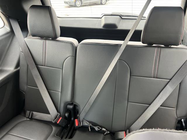 Certified 2023 Chevrolet Traverse RS w/ LPO, Floor Liner Package image 23