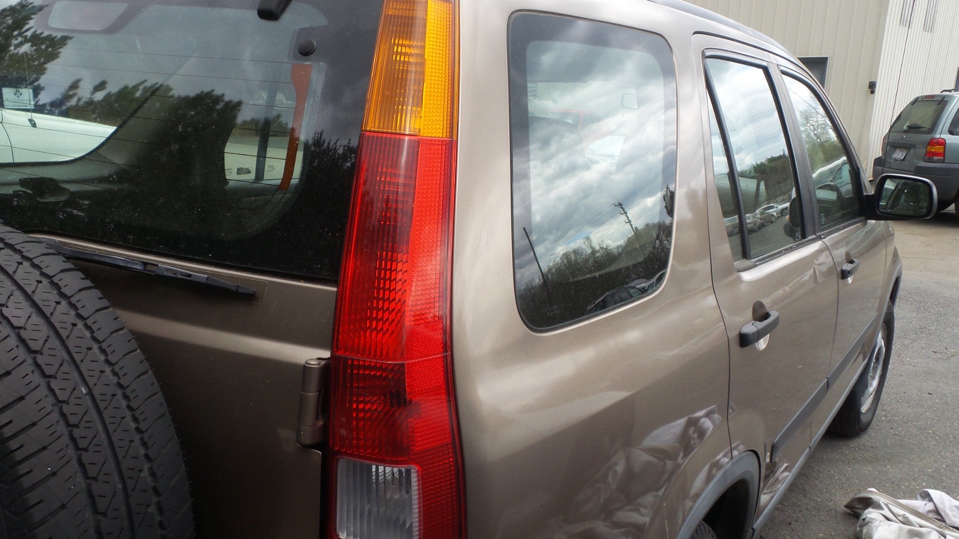 Used 2003 Honda CR-V LX image 5