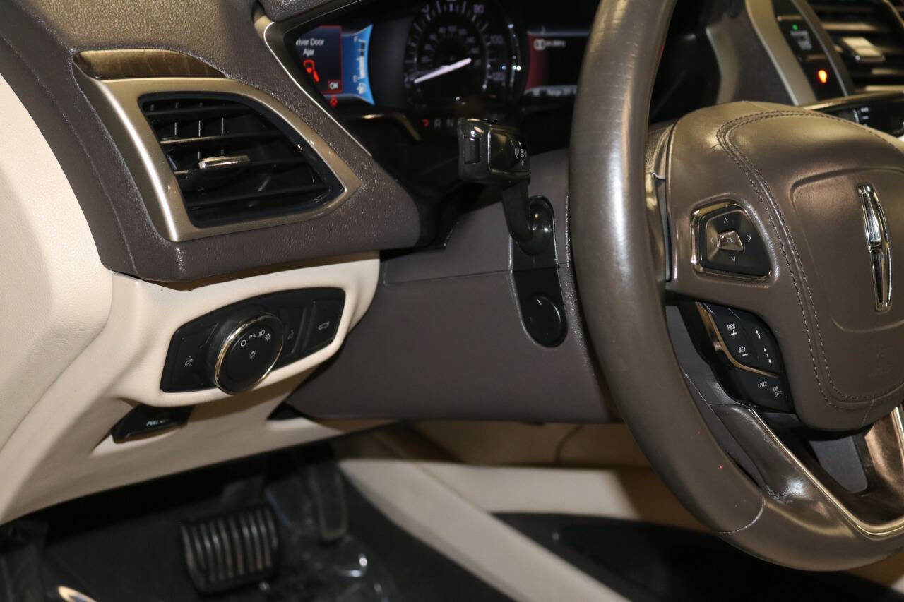 Used 2020 Lincoln MKZ Reserve w/ Elements Package image 54