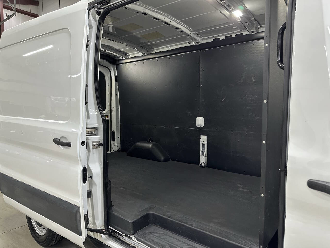 Used 2019 Ford Transit 150 148 Medium Roof image 12