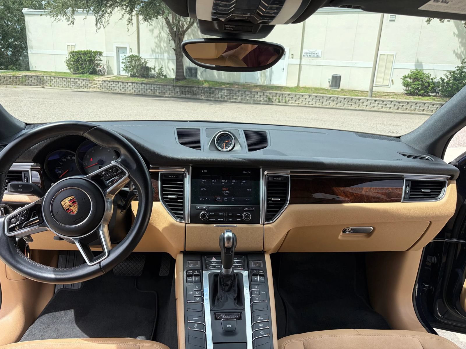 Used 2017 Porsche Macan S AWD/4WD image 28