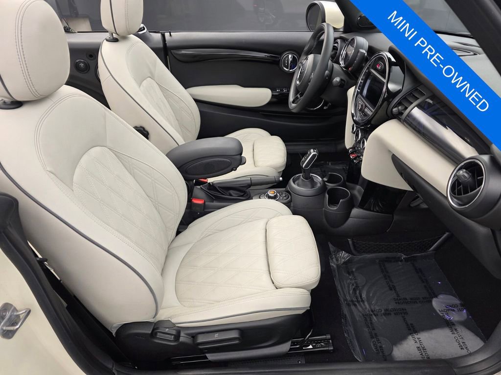 Used 2020 MINI Cooper Convertible image 27