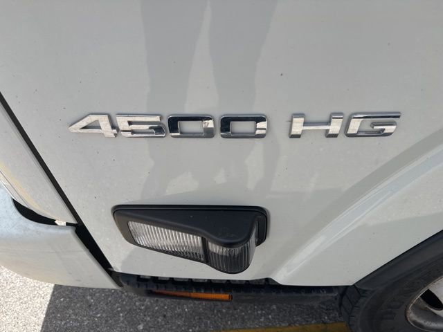 Used 2024 Chevrolet Low Cab Forward image 6