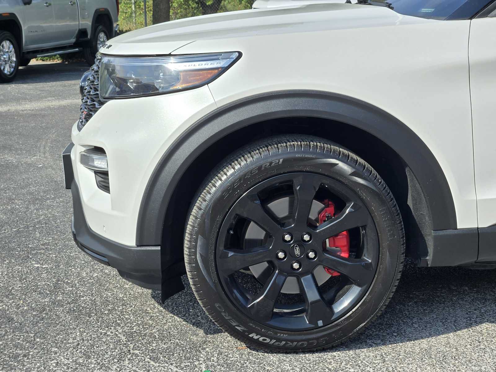 Used 2023 Ford Explorer ST w/ Equipment Group 401A AWD/4WD image 8