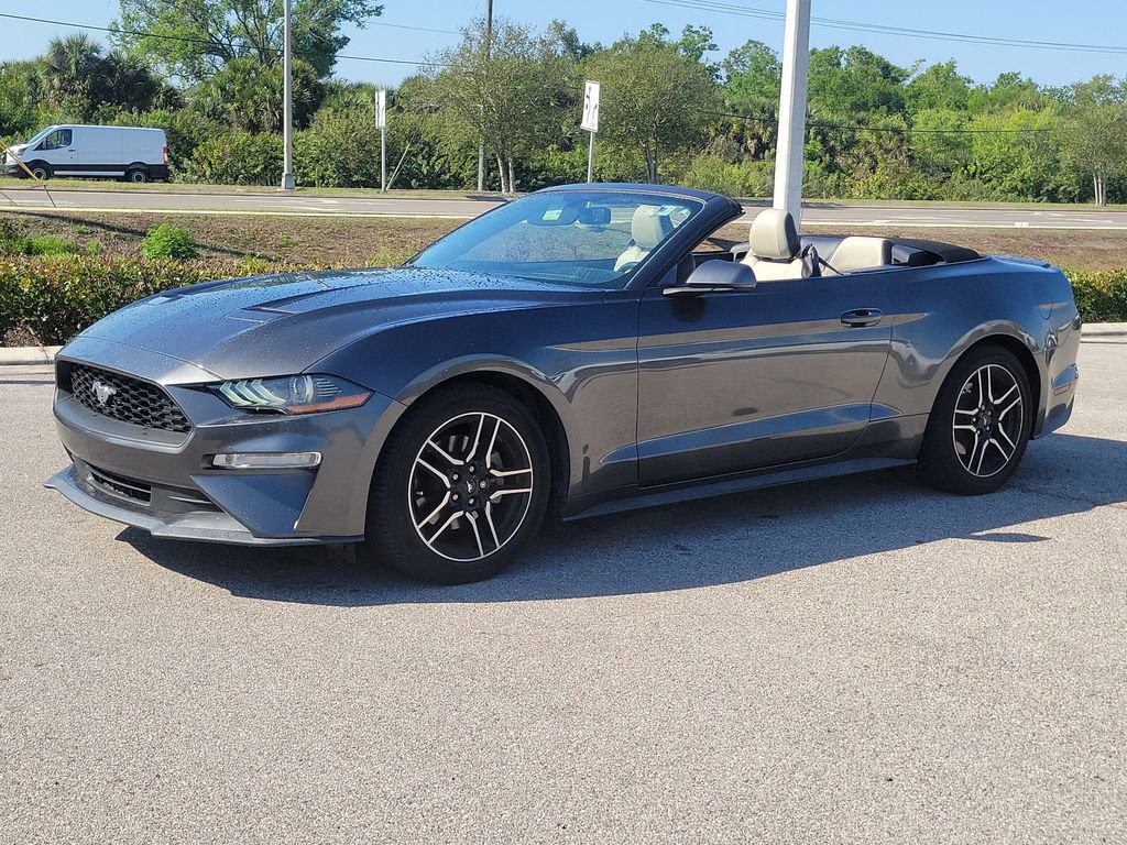 Used 2018 Ford Mustang Premium image 11