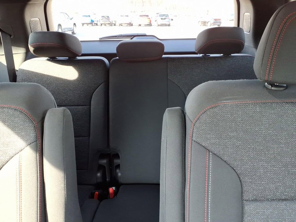 Used 2024 Chevrolet Traverse Z71 w/ Enhanced Driving Package image 15