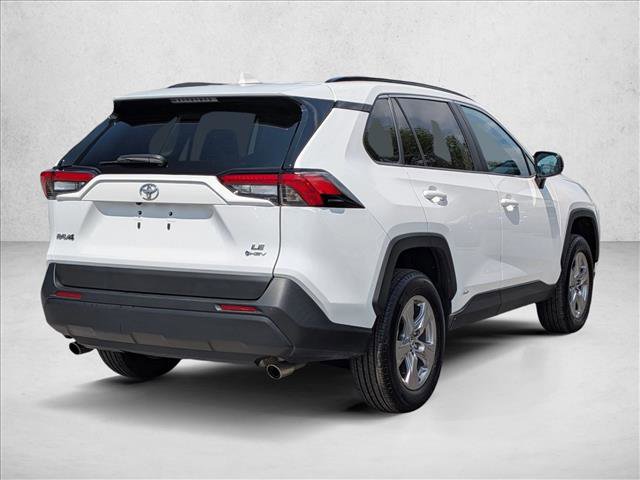 Used 2025 Toyota RAV4 LE AWD/4WD image 5
