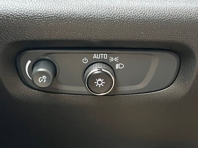 Certified 2023 Chevrolet Traverse LT w/ LPO, Floor Liner Package image 22