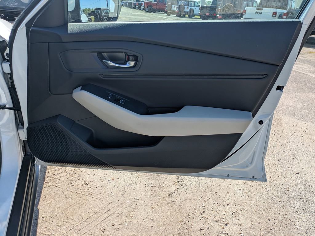 Used 2024 Honda Accord EX image 32