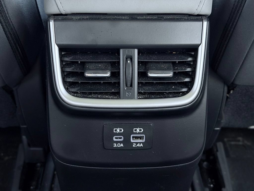Used 2023 Subaru Outback Premium AWD/4WD image 23