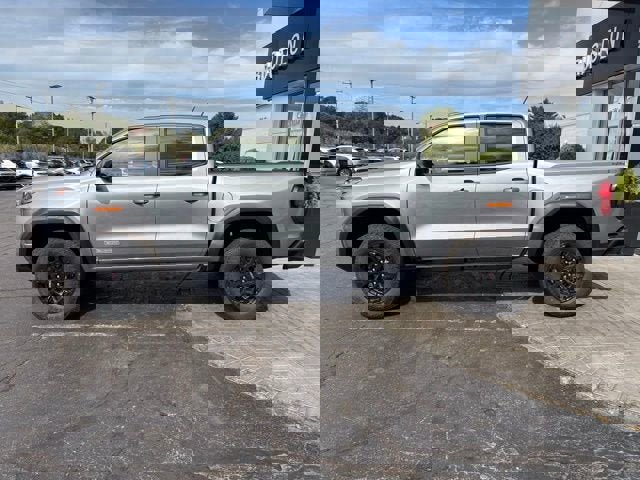 New 2026 GMC Canyon Elevation w/ Convenience Package image 5