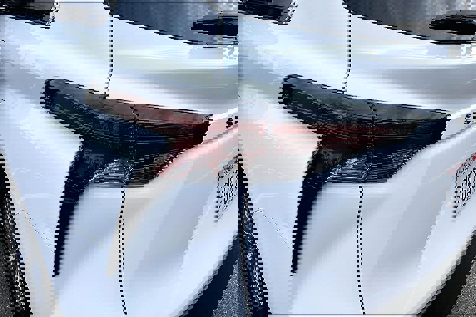 Certified 2023 Toyota Sienna LE image 28