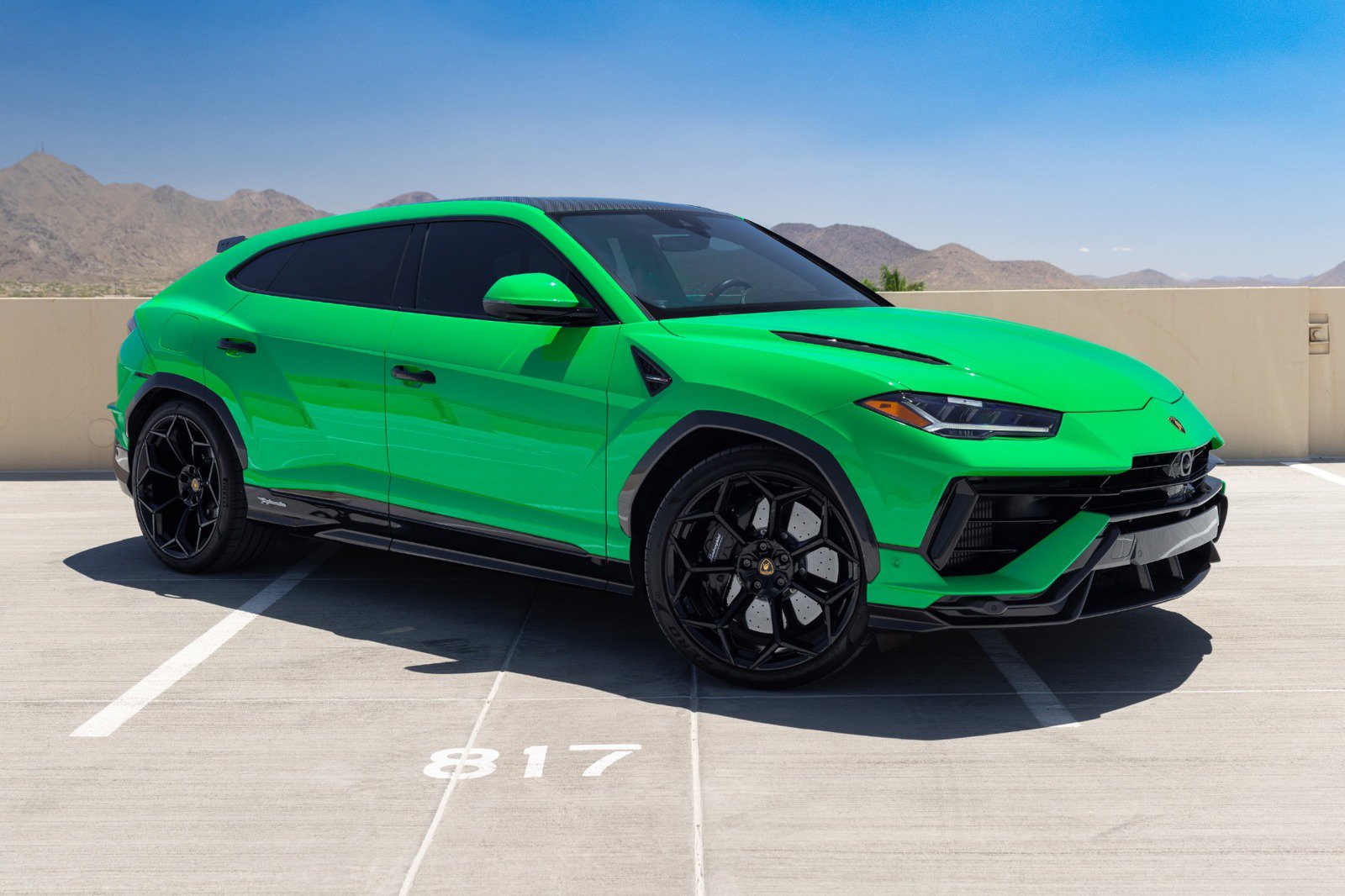Used 2023 Lamborghini Urus Performante AWD/4WD image 4