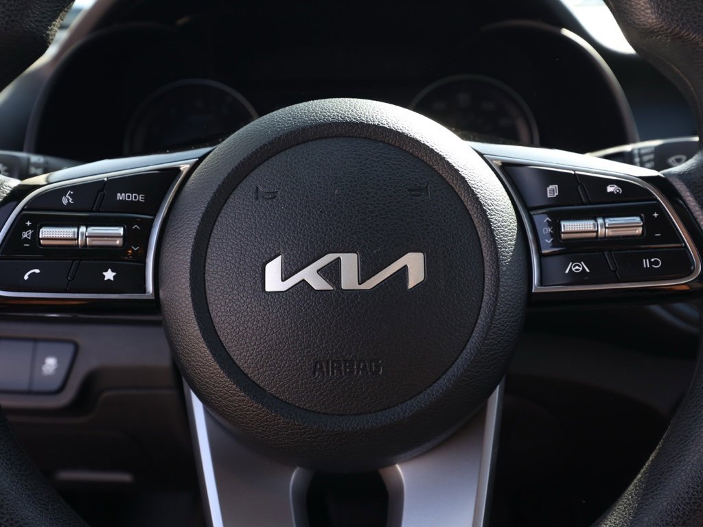 Used 2024 Kia Forte LXS image 24