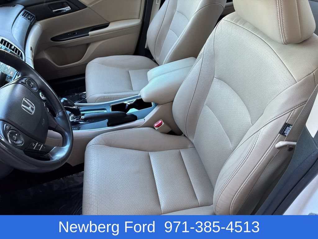 Used 2014 Honda Accord Touring image 27