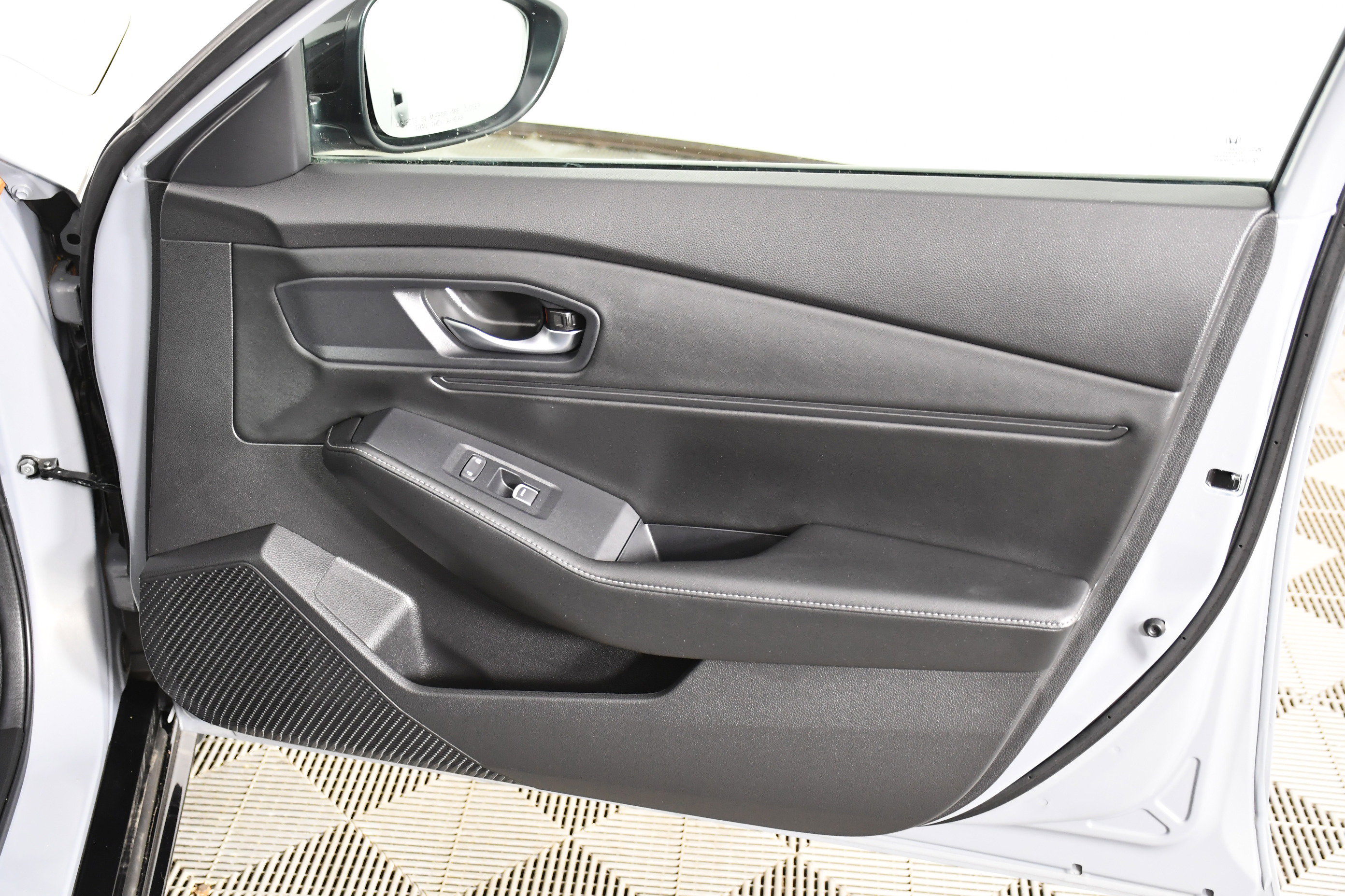 Used 2025 Honda Accord Sport image 33