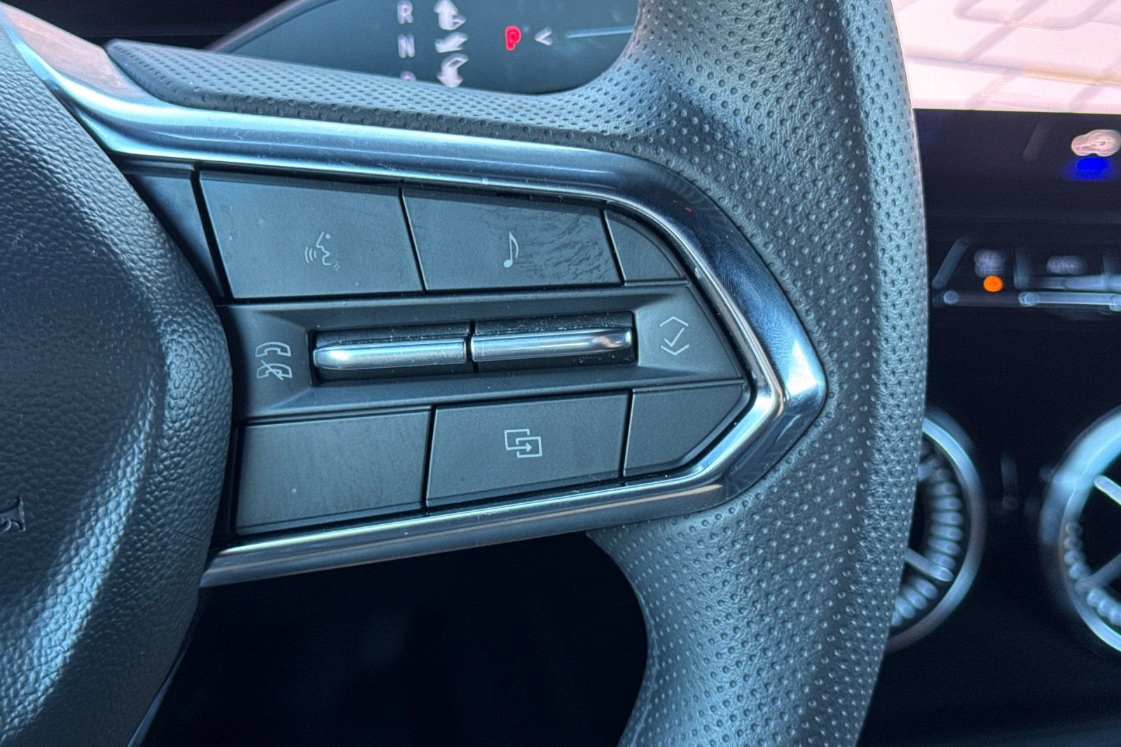 Used 2026 Chevrolet Blazer EV LT image 39