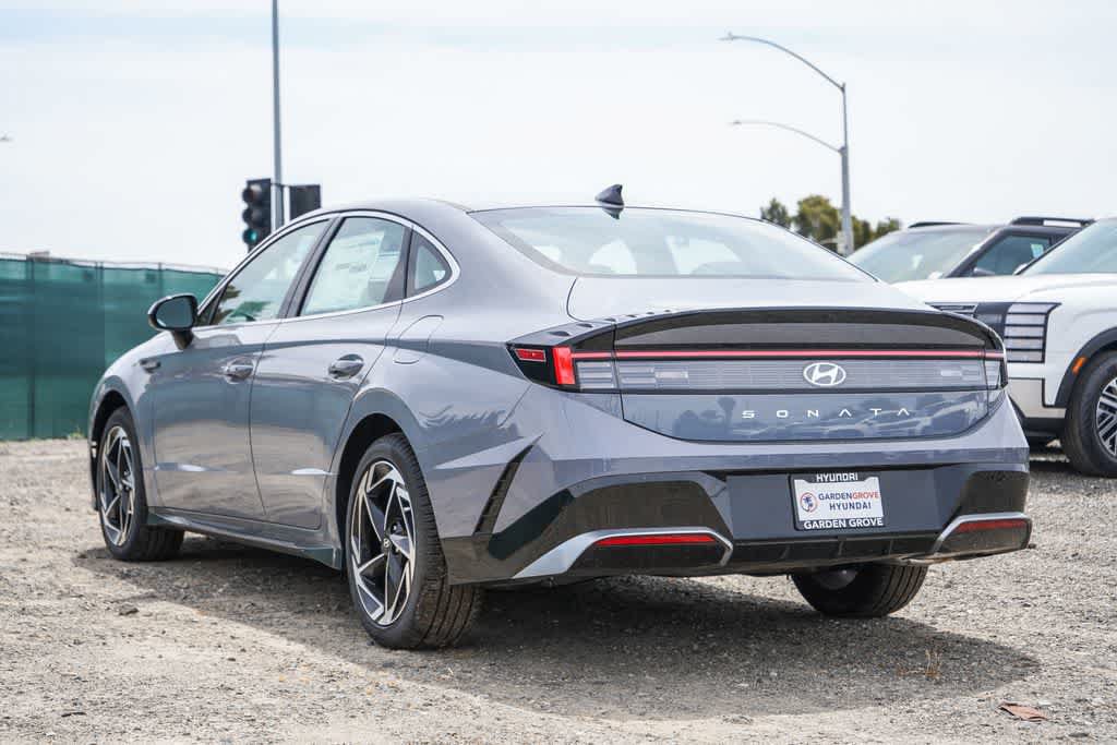 New 2026 Hyundai Sonata SEL FWD image 6