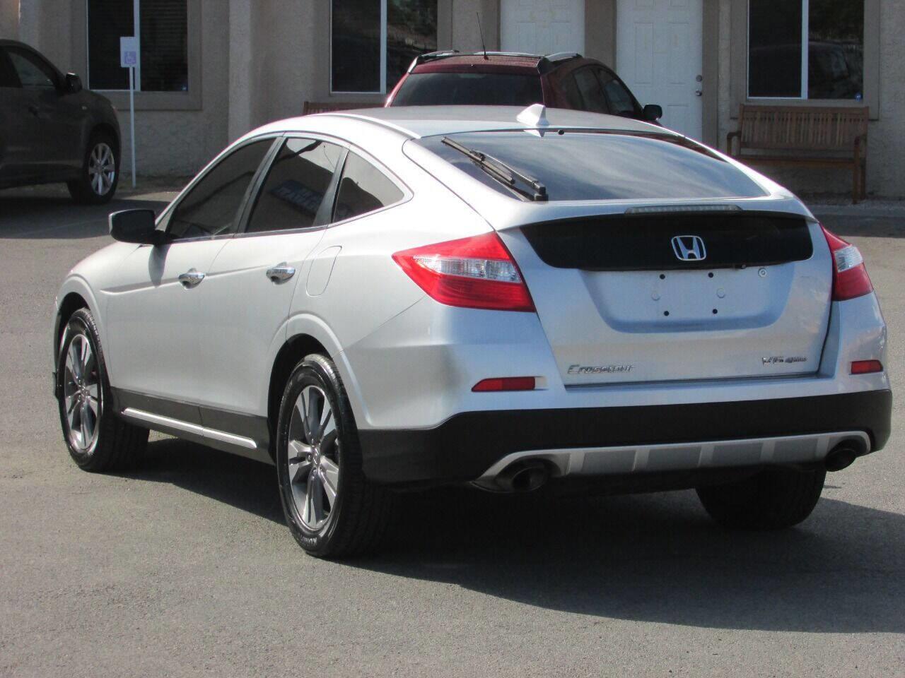 Used 2015 Honda Crosstour EX-L image 9