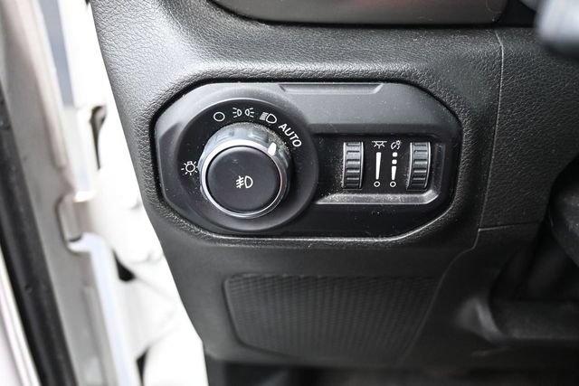 Certified 2018 Jeep Wrangler Unlimited Sport S AWD/4WD image 16