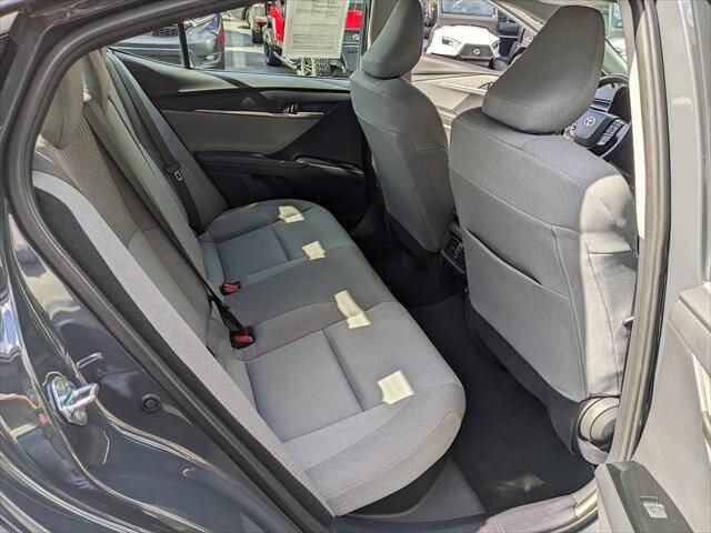 Used 2025 Toyota Camry LE image 13