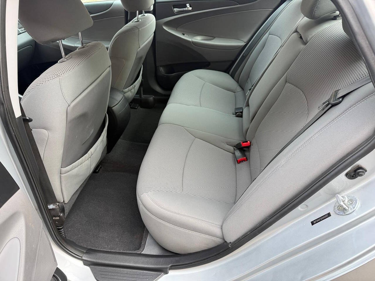 Used 2013 Hyundai Sonata GLS w/ Popular Equipment Pkg FWD image 9