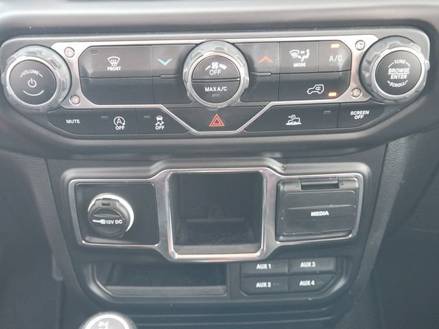 Used 2022 Jeep Wrangler Sport AWD/4WD image 19