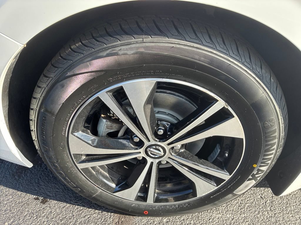 Certified 2023 Nissan Sentra SV FWD image 12