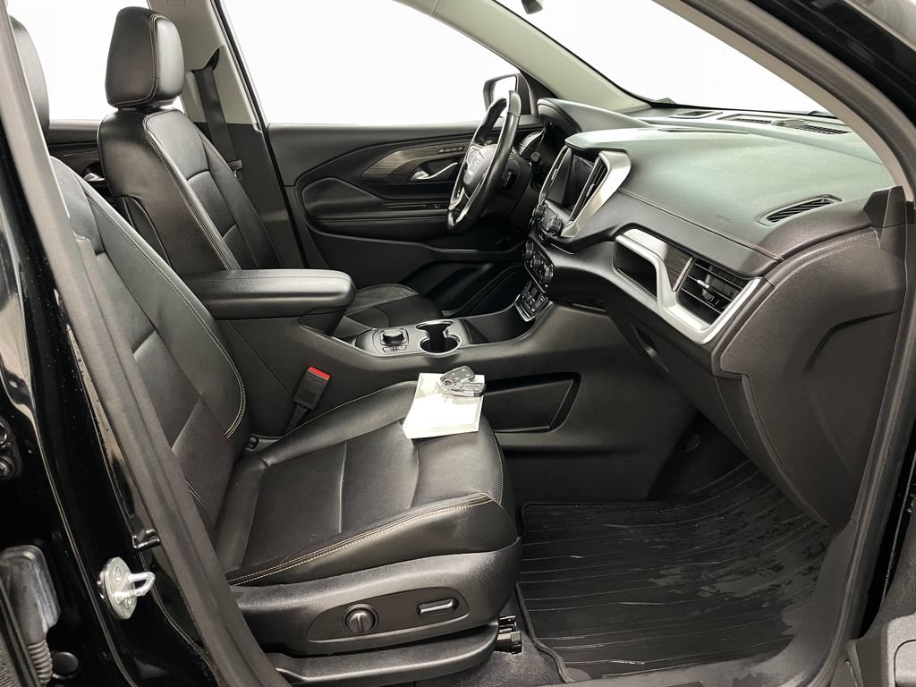 Certified 2020 GMC Terrain SLT w/ Preferred Package AWD/4WD image 40