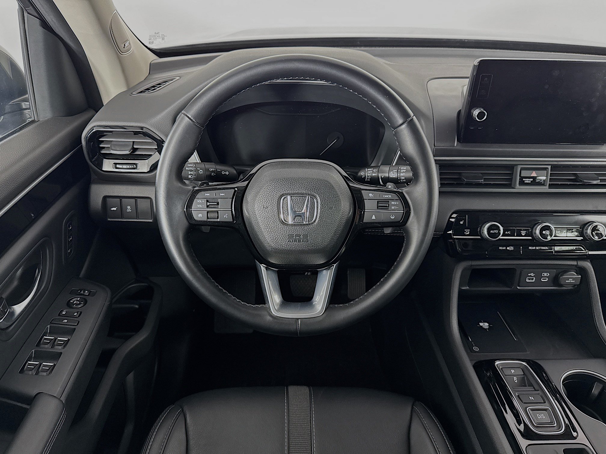 Certified 2023 Honda Pilot Touring image 24
