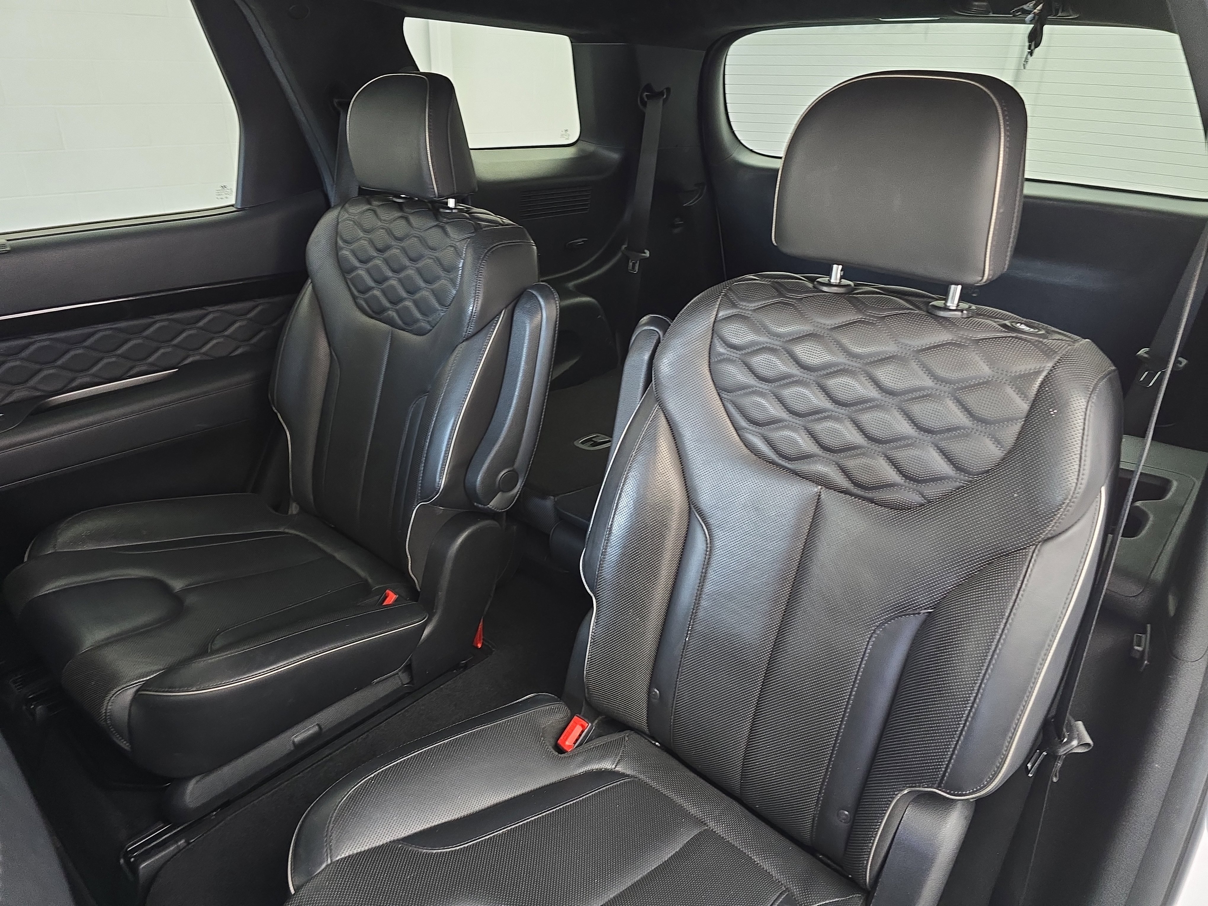 Used 2020 Hyundai Palisade Limited image 16